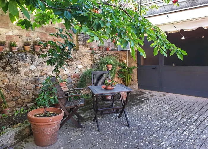 Pet Friendly In With Kitchen Apartament Rosia