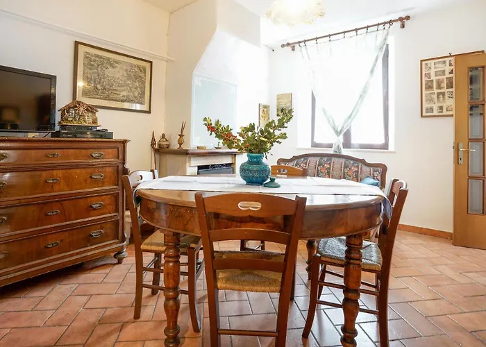 Apartament Pet Friendly In With Kitchen